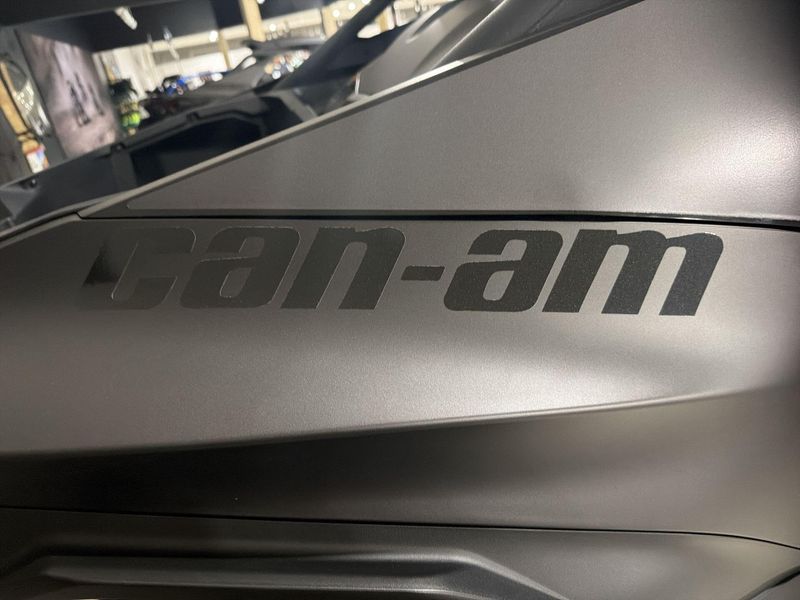 New 2026 Can-Am MAVERICK R X RS 999T DCT Image 26