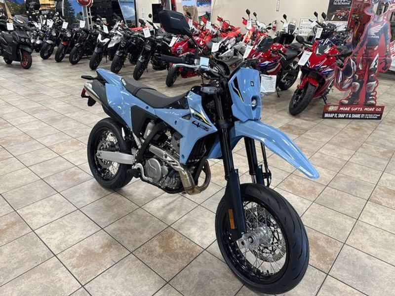 New 2025 Suzuki DR-Z4SM Image 11