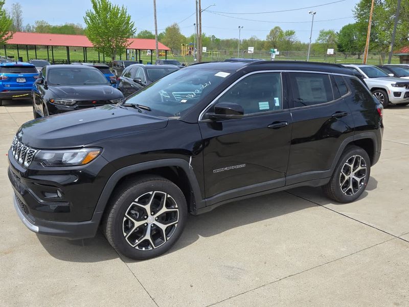2024 Jeep Compass Limited 4x4Image 4