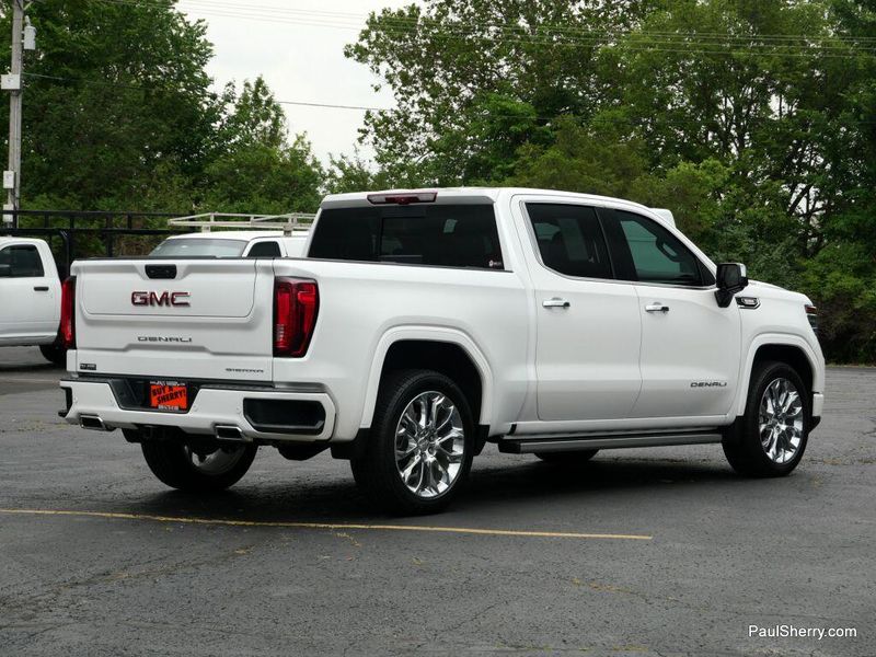 2023 GMC Sierra 1500 DenaliImage 17