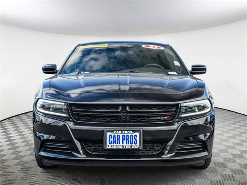 Used 2023 Dodge Charger SXTImage 3