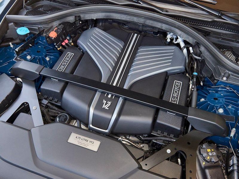New 2027 Rolls-Royce Cullinan Black BadgeImage 26