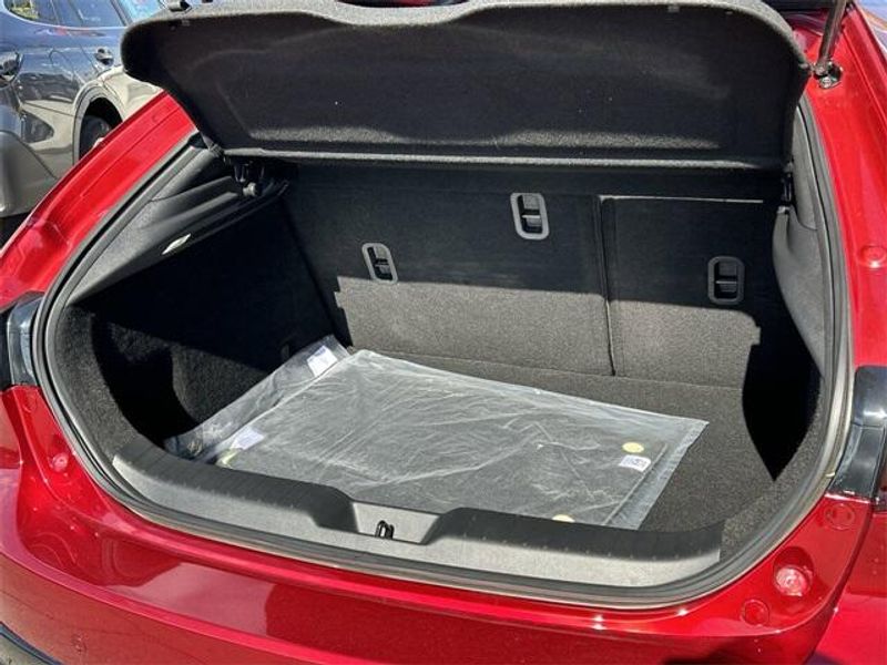 2022 Mazda Mazda3 Hatchback Premium PlusImage 15