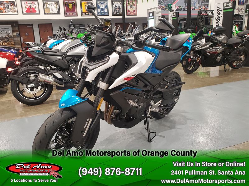 2024 CFMOTO CF400-7US  in a ZEPHYR BLUE exterior color. Del Amo Motorsports of Orange County (949) 416-2102 delamomotorsports.com 