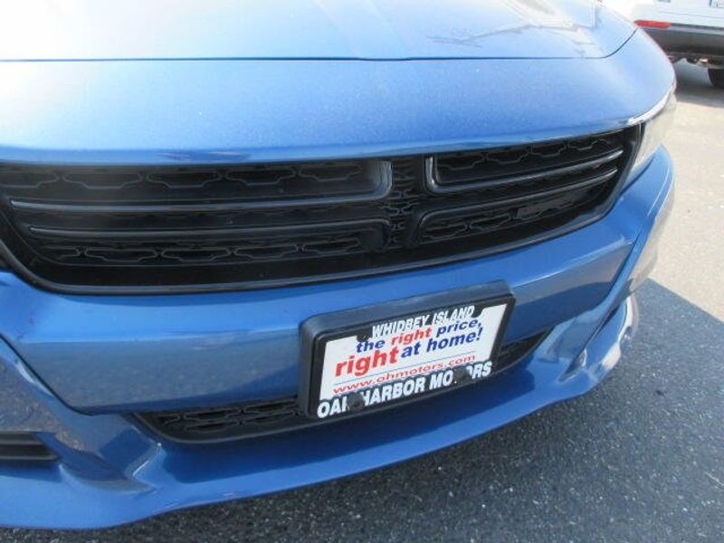 Used 2022 Dodge Charger SXTImage 4