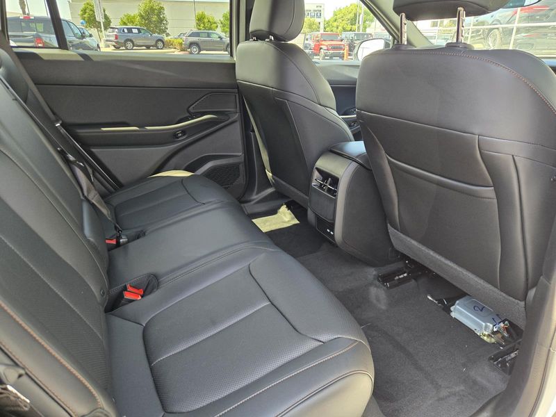 New 2026 Jeep Cherokee Limited 4x4