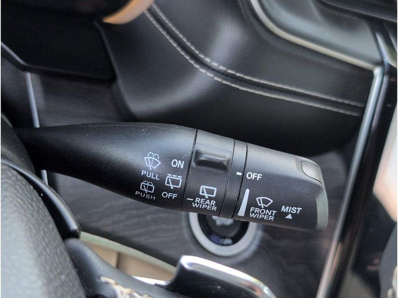 Used 2023 Jeep Grand Cherokee LimitedImage 25