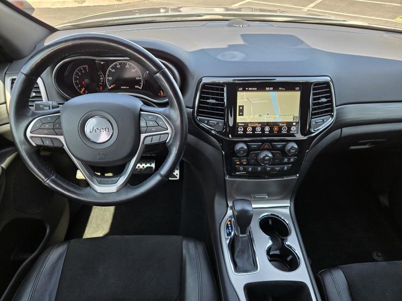 Used 2021 Jeep Grand Cherokee Laredo X 4x4