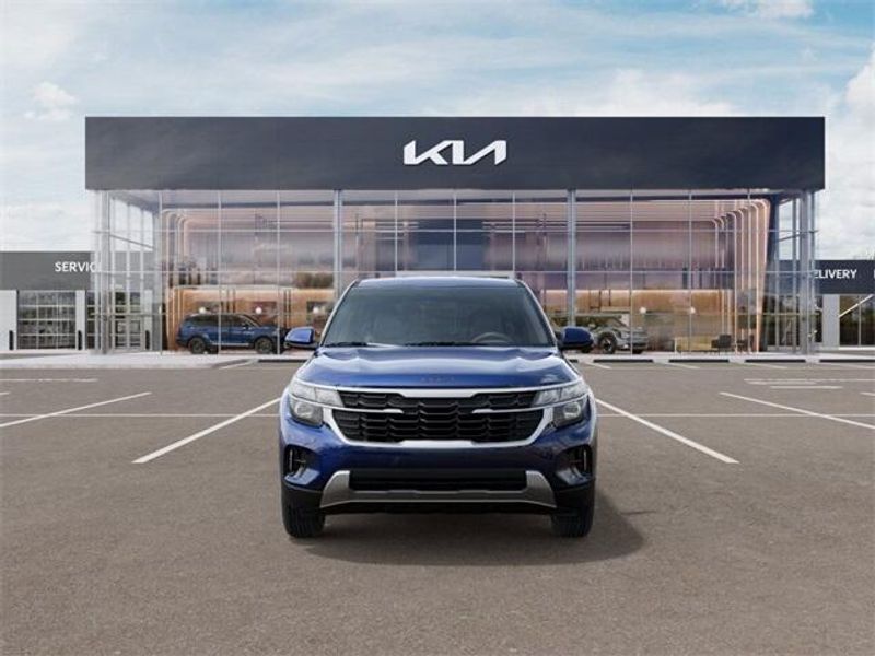 2025 Kia Seltos LXImage 2