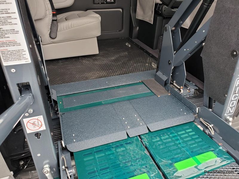 New 2026 RAM Promaster 2500 Slt+ Window Van High Roof 159' Wb