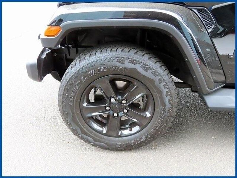 2021 Jeep Wrangler Unlimited Sahara AltitudeImage 4