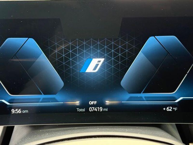 Used 2026 BMW iX xDrive45Image 25