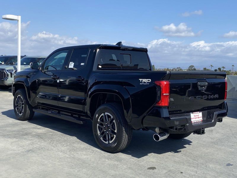 2025 Toyota Tacoma TRD SportImage 5