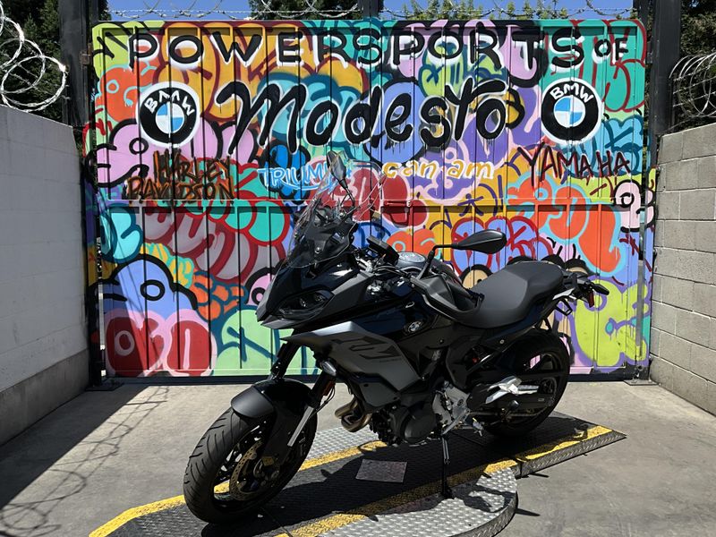 New 2025 BMW F 900 XR Image 1