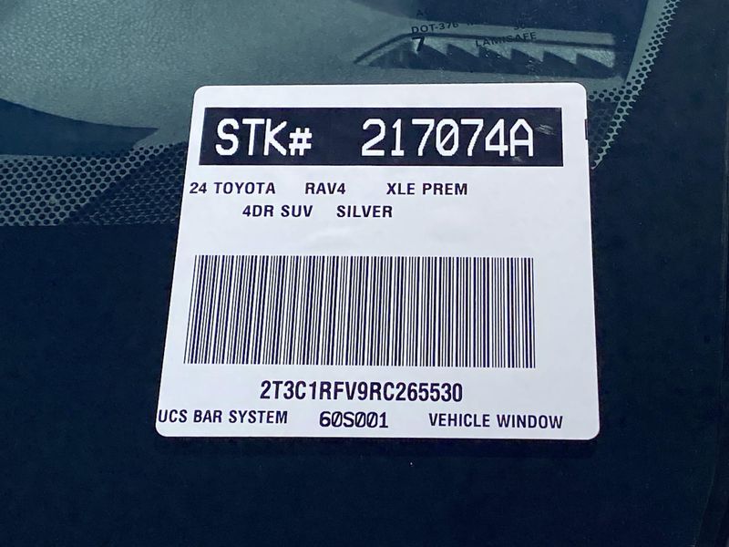 2024 Toyota RAV4 XLE PremiumImage 33