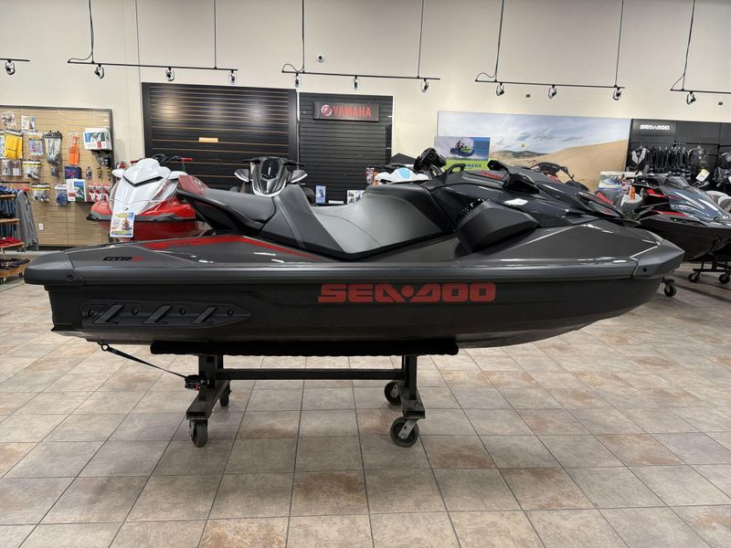 New 2025 Sea Doo GTR-X 300 (SOUND SYSTEM) Image 18