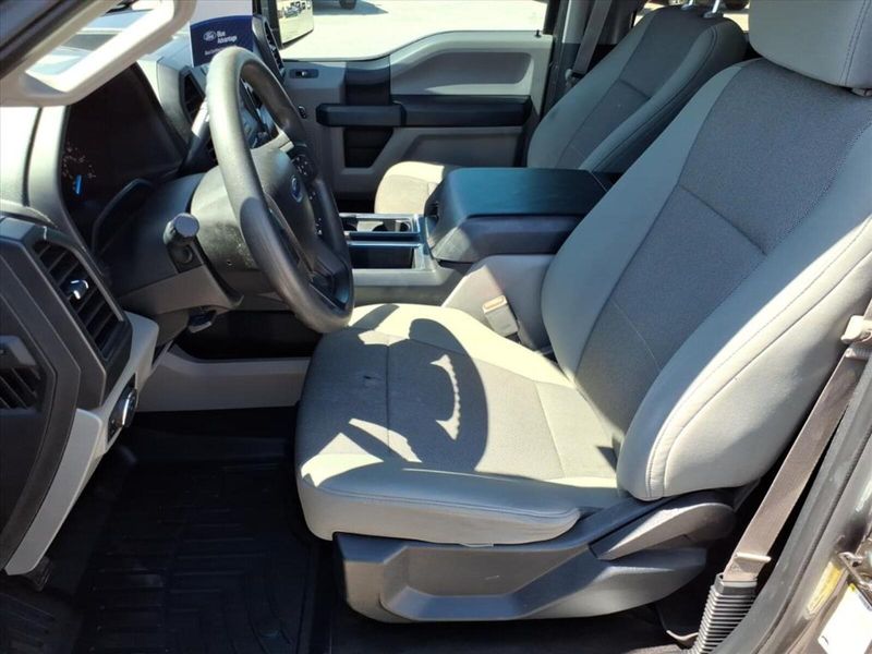 2016 Ford F-150 XL photo 25