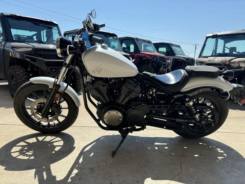 2014 Yamaha BOLT WHITEImage 4