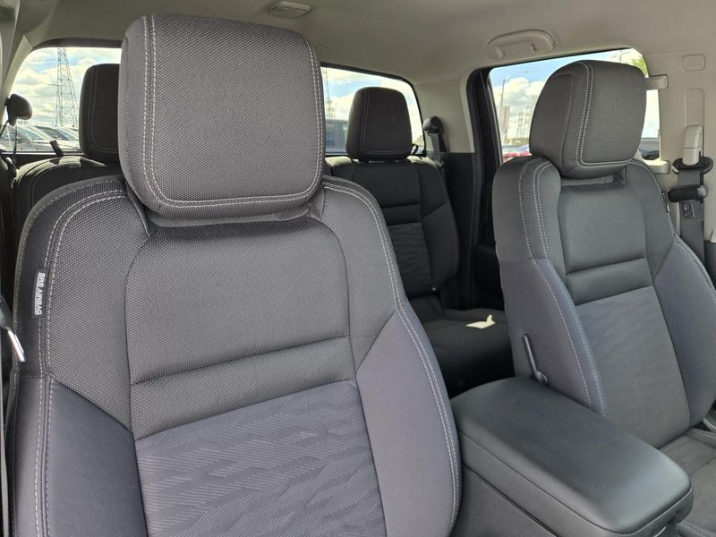 Used 2023 Nissan Frontier Crew Cab 4x2 SV Auto *Ltd Avail*