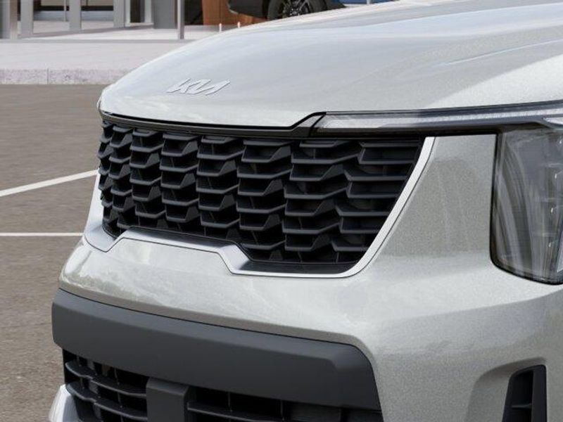 New 2026 Kia Sorento LXImage 13