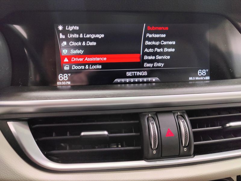 Used 2019 Alfa Romeo Stelvio Ti Nero AWD w/Sunroof/NavImage 20