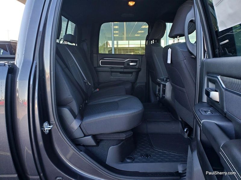 New 2026 RAM 2500 Big Horn Crew Cab 4x4 6'4' Box
