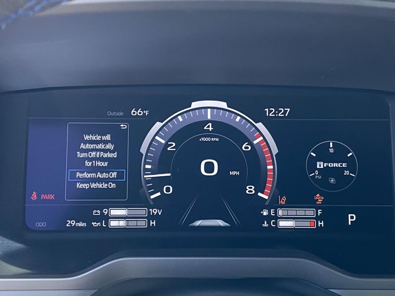 2024 Toyota Tundra PlatinumImage 27