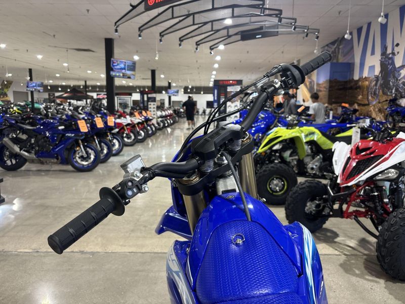 New 2027 Yamaha YZ450F Image 17