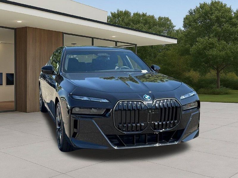 Used 2026 BMW i7 xDrive60Image 5