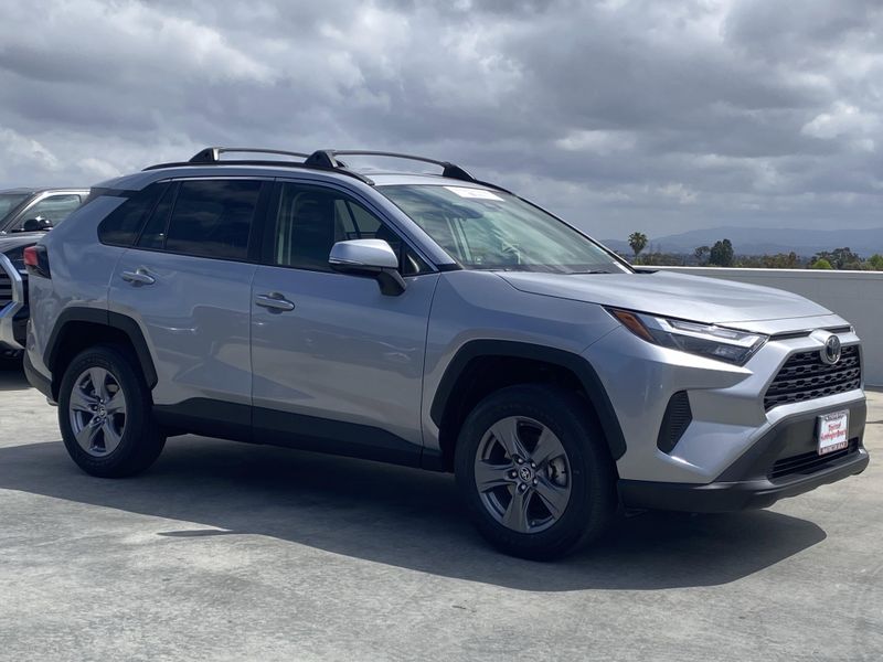 2023 Toyota RAV4 XLEImage 2