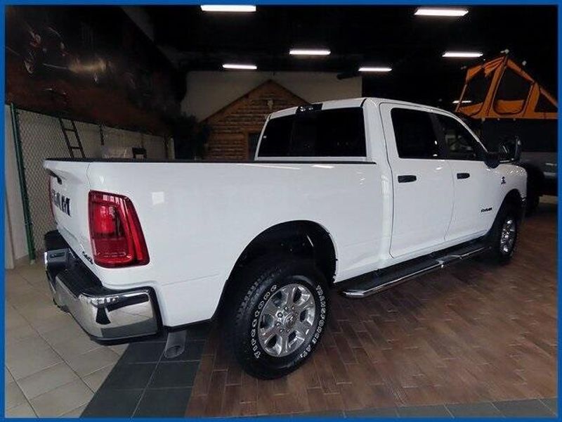 2025 RAM 3500 Big HornImage 5