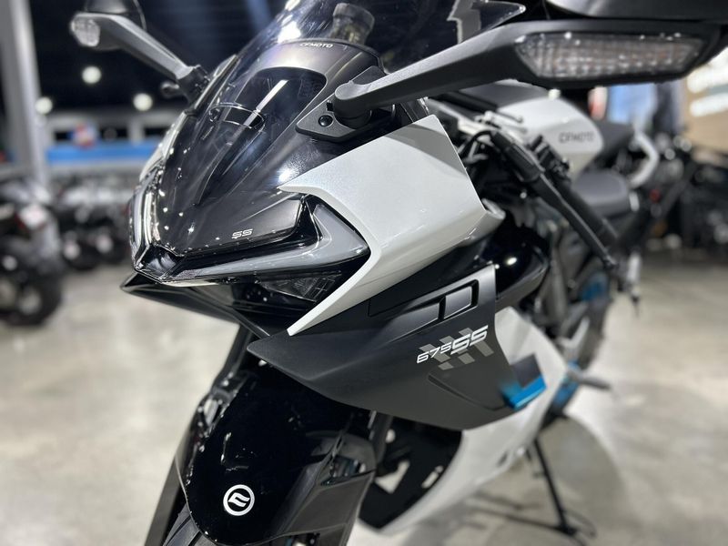 New 2025 CFMOTO 675SS Image 10