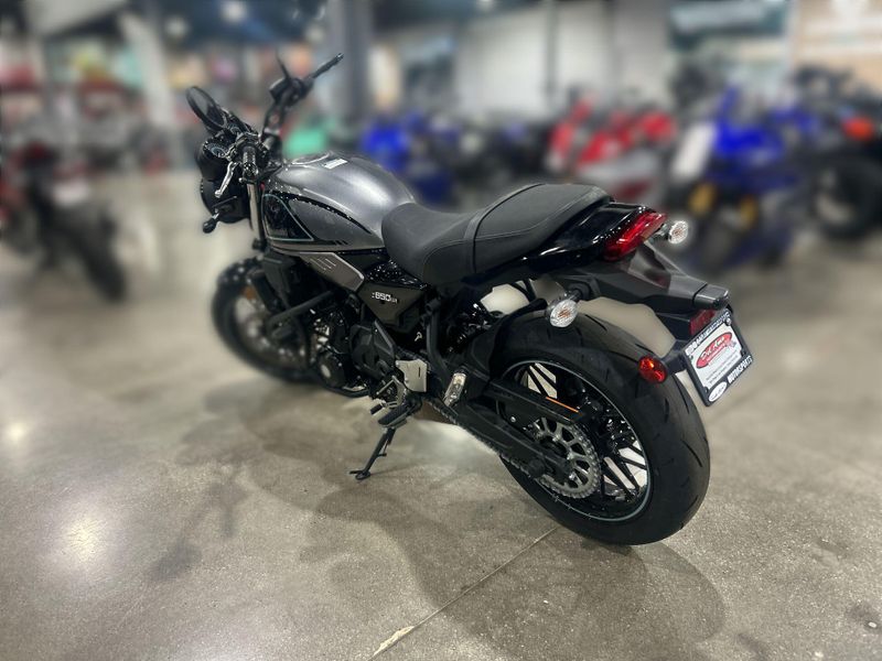 Used 2023 Kawasaki Z650RS ABS Image 17