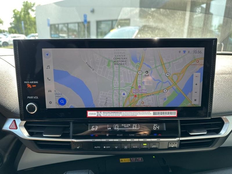 2025 Toyota Sienna XLEImage 31