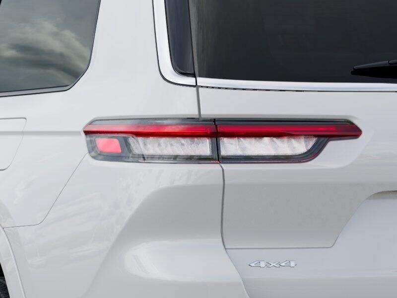 New 2027 Jeep Grand Cherokee L Summit 4x4Image 5