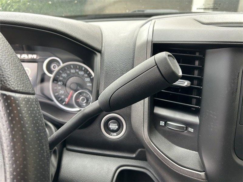 2022 RAM 5500 Tradesman Chassis Crew Cab 4x2 84
