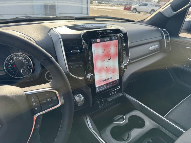 2025 RAM 1500 LaramieImage 25