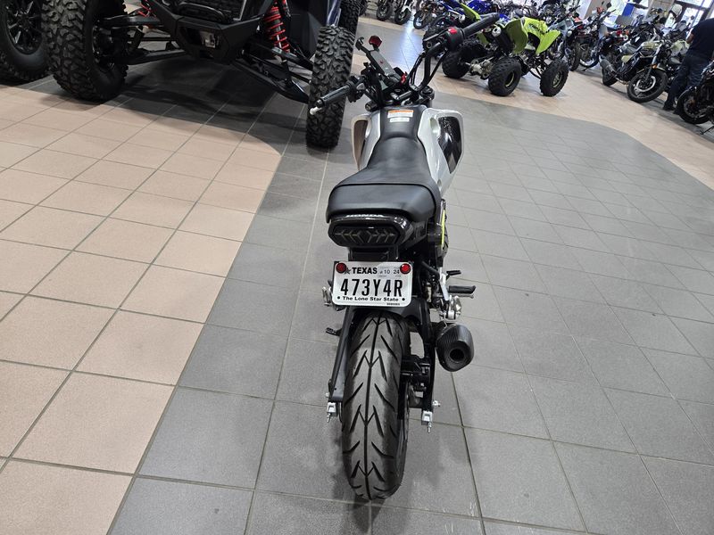 2023 Honda GROM 125 Image 6
