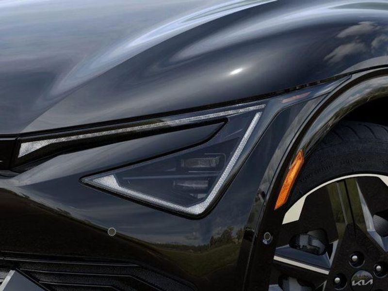 New 2025 Kia EV6 WindImage 11