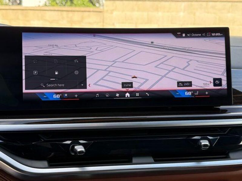 Used 2025 BMW X7 M60iImage 25