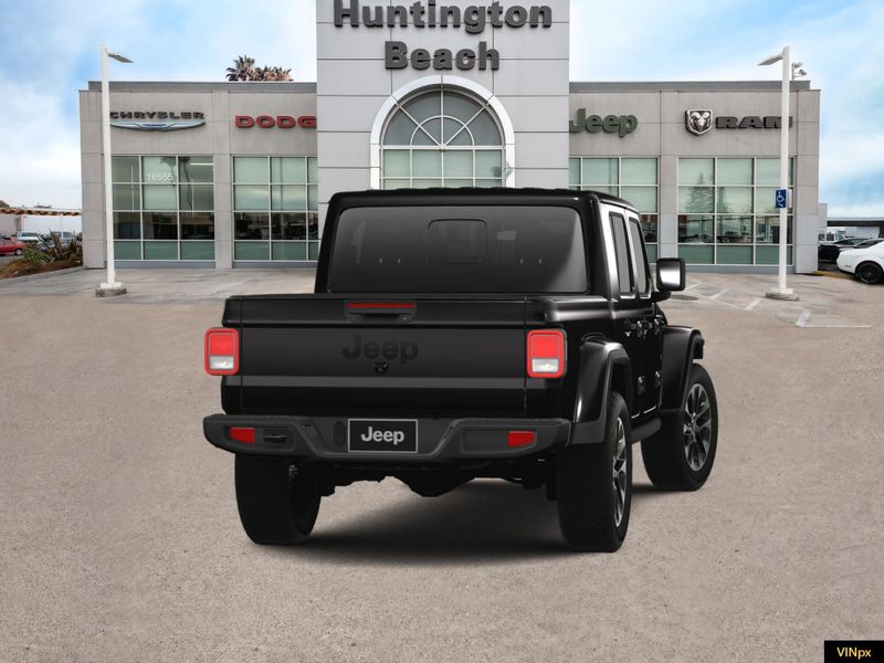 2025 Jeep Gladiator Nighthawk 4x4Image 14