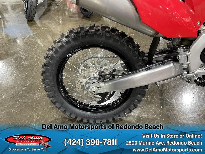 2025 Honda CRF450X Image 16