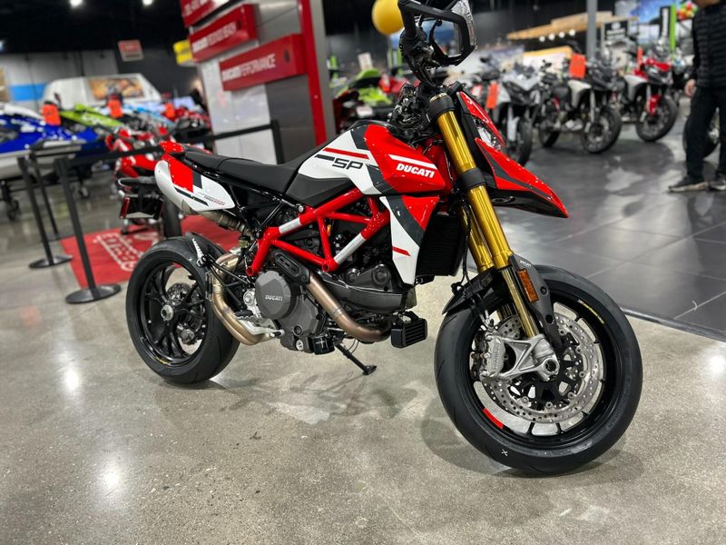 New 2025 Ducati HYPERMOTARD 950 SP Image 33