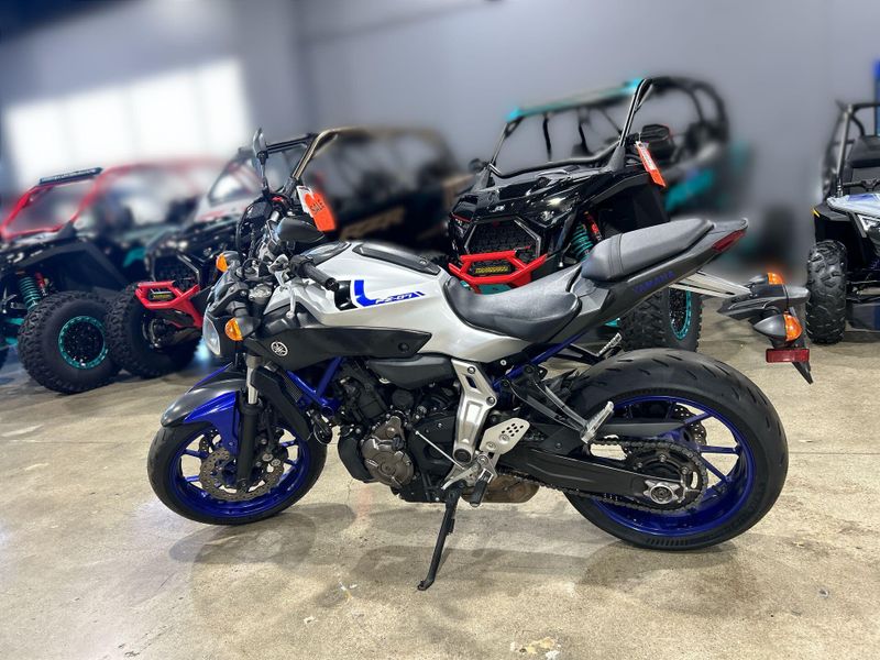Used 2016 Yamaha FZ-07 Image 18