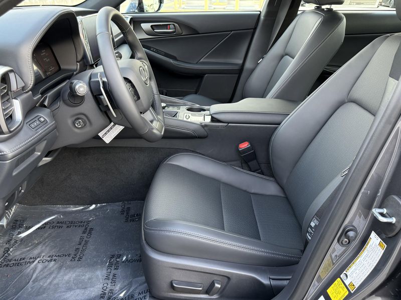 New 2026 Lexus IS 350 F SPORT DesignImage 17