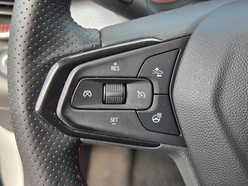 Used 2024 Chevrolet Trax FWD 4dr 1RS