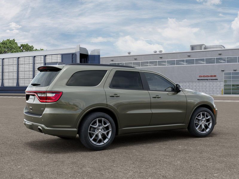 New 2026 Dodge Durango Gt Plus Awd Hemi V8Image 2