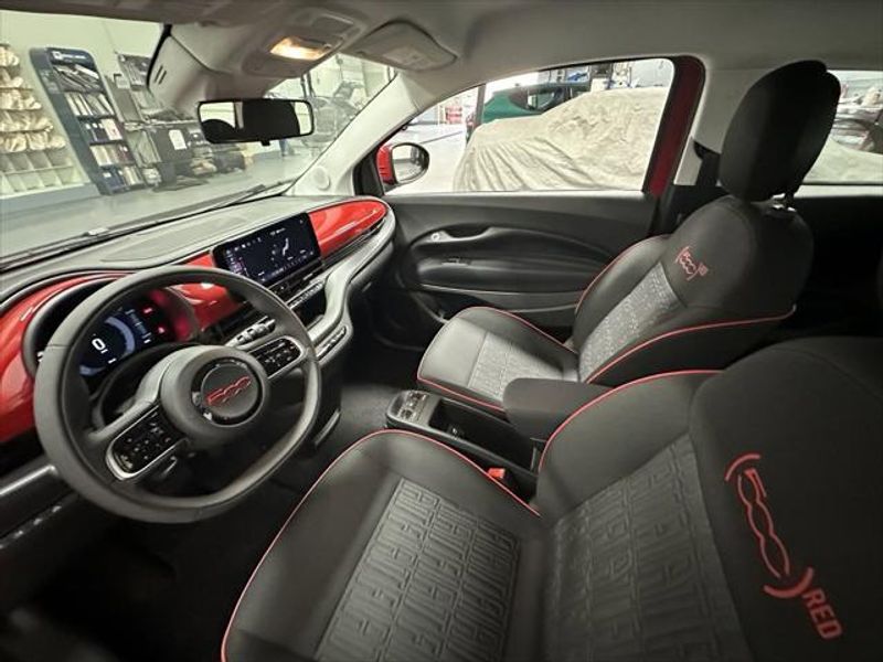 Used 2024 Fiat 500e INSPI(RED)Image 8