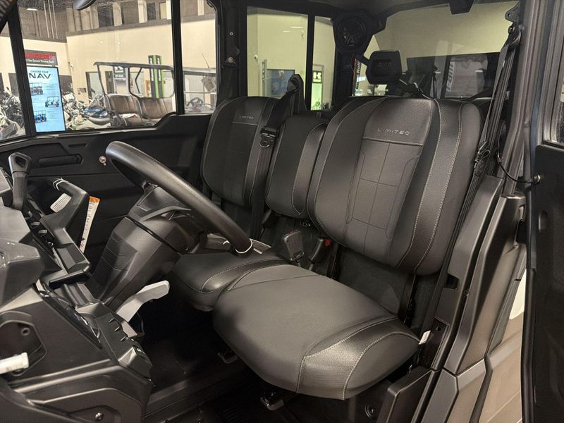New 2026 Can-Am DEFENDER MAX LIMITED CAB HD11 Image 26