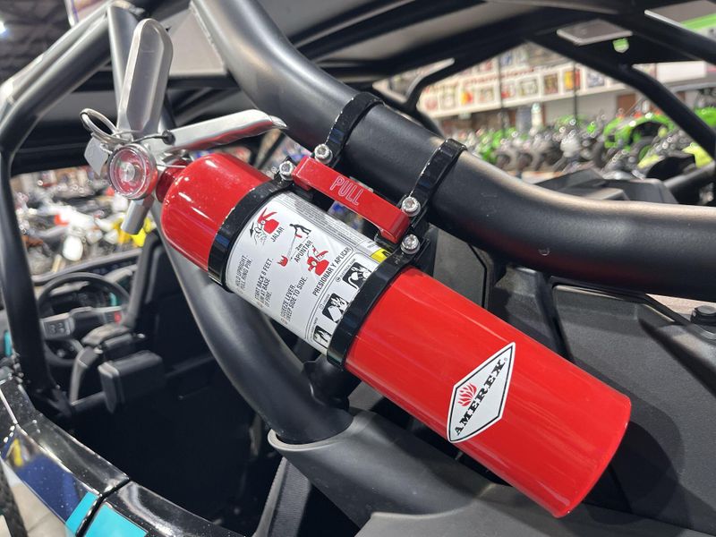 New 2025 Polaris RZR PRO R 4 ULTIMATE Image 16